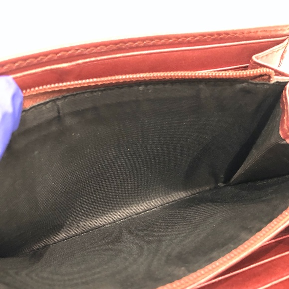 Gucci Burgundy Leather Long Wallet Sku#84577 (Gently used,discoloration,rubbing) - Picture 14 of 16